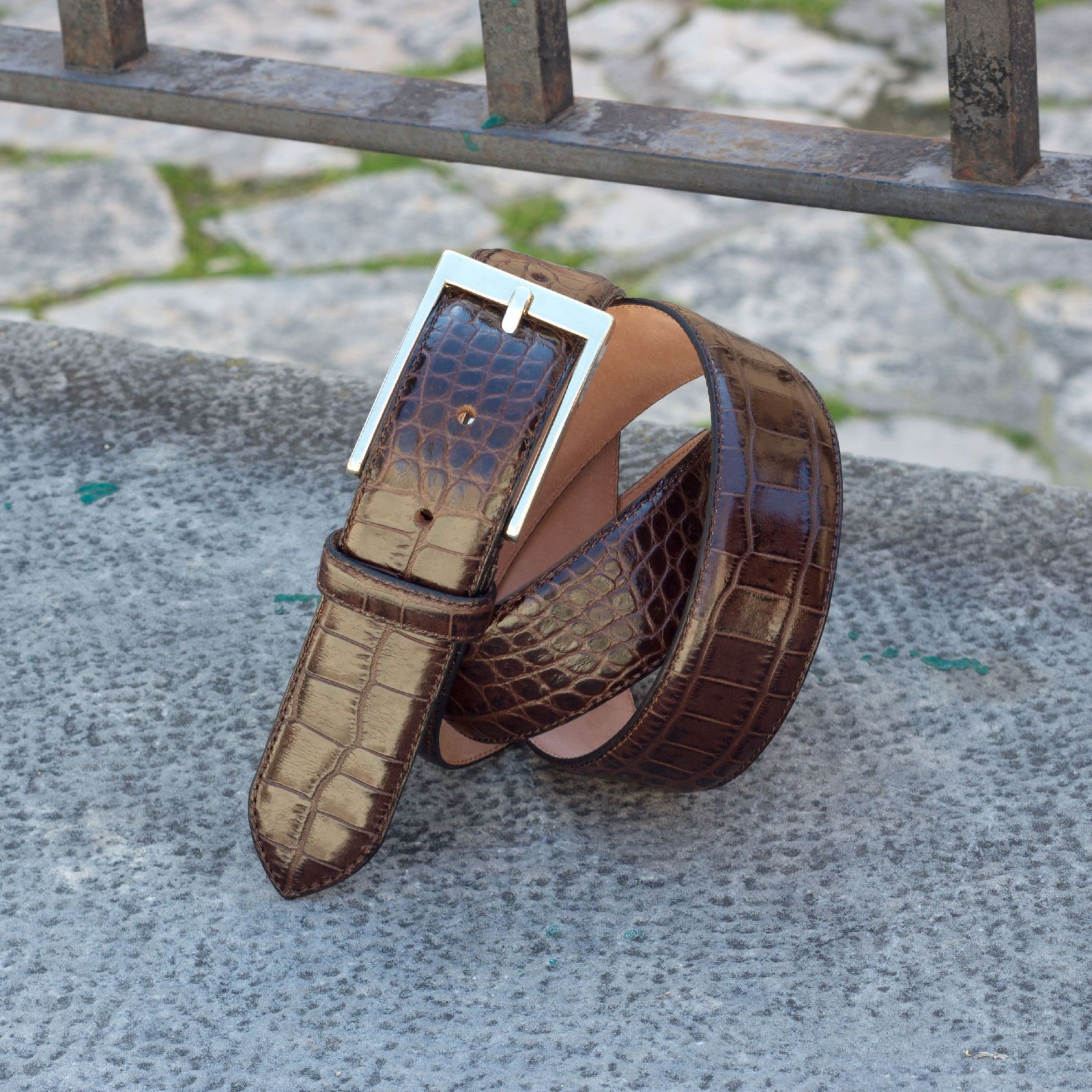 Elegant Dark Brown Painted Croco Belt